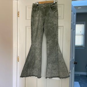 Flare Jeans, never worn